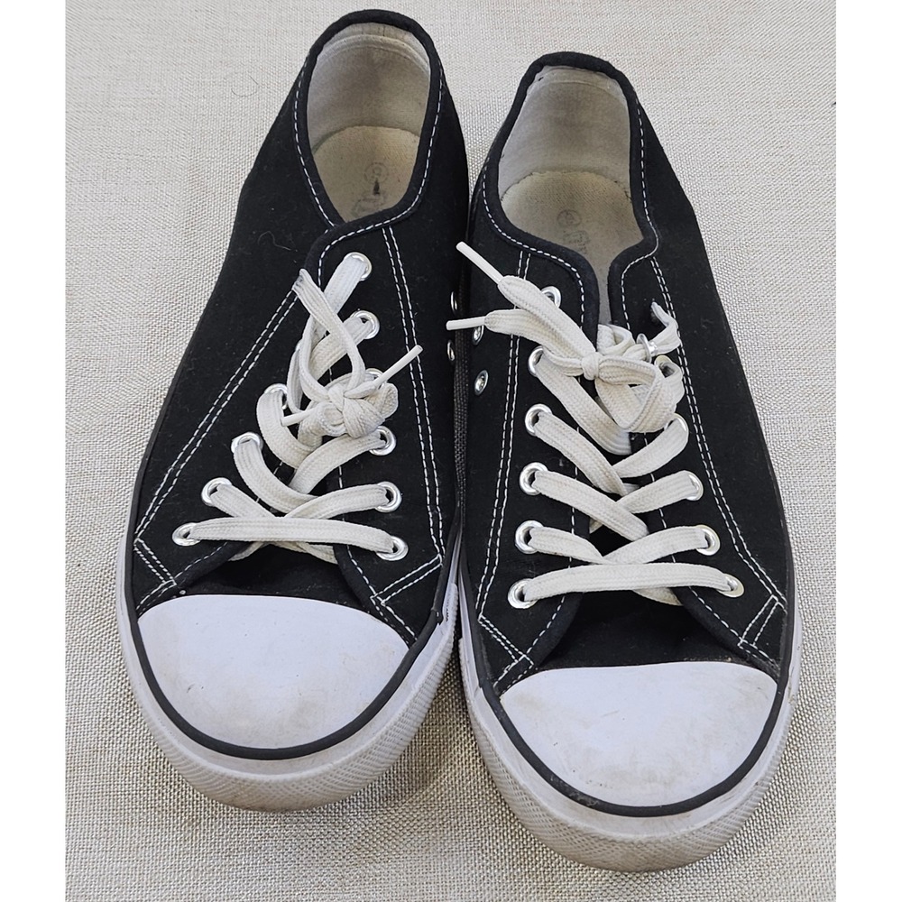 OT Revolution Black White Canvas Low Top Sneakers White Laces Cap Toe Mens‎ 9